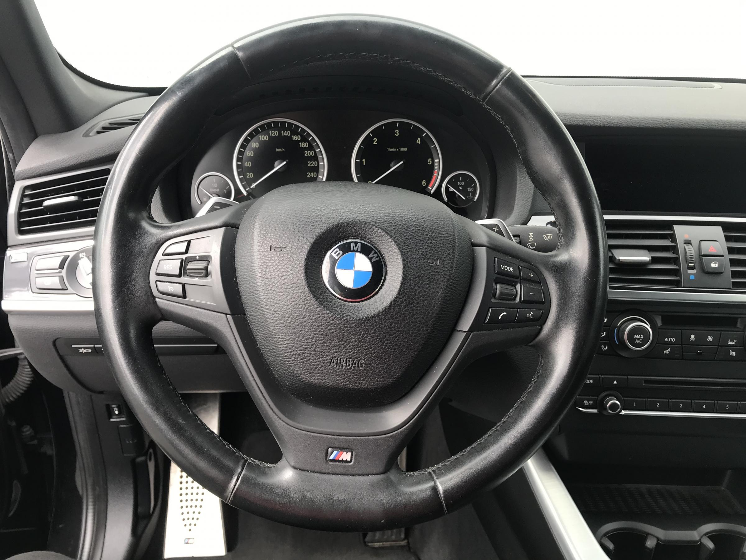 BMW X3, 2013 - pohled č. 14