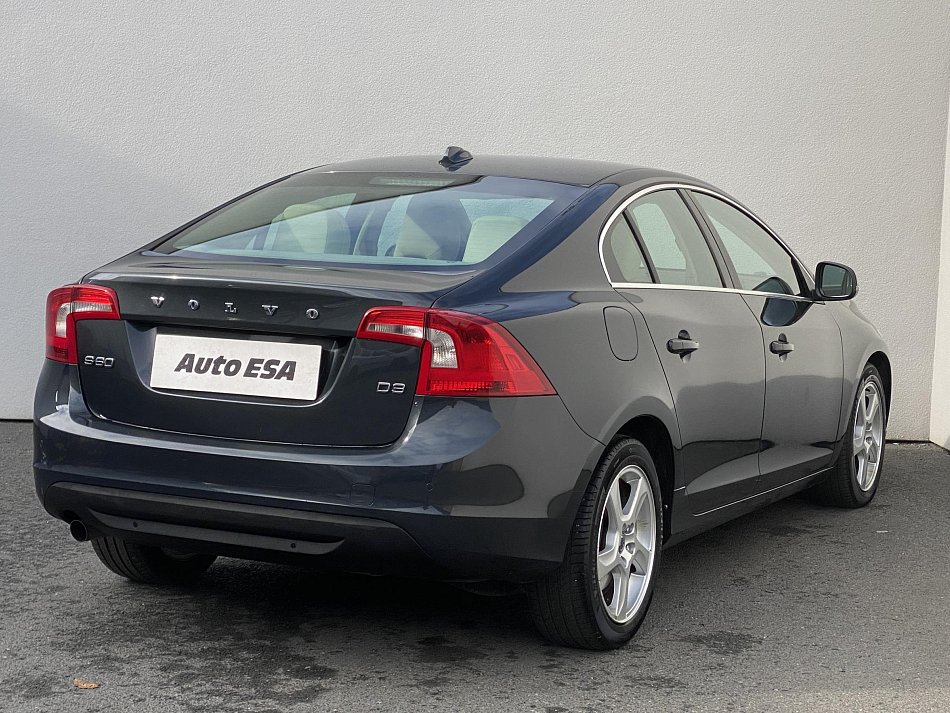 Volvo S60 2.0 D3 Momentum