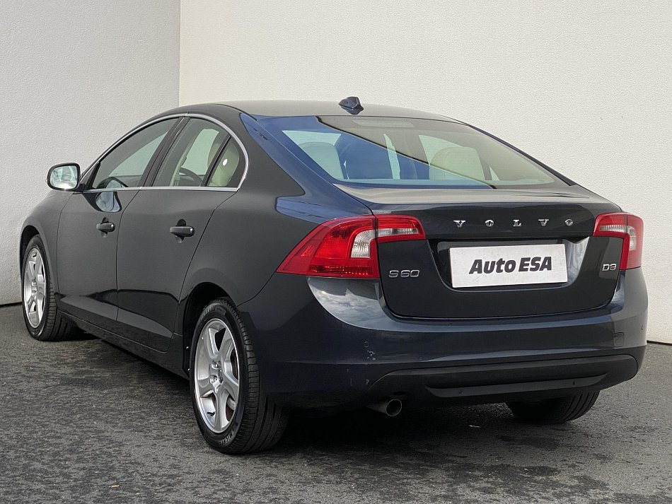 Volvo S60 2.0 D3 Momentum