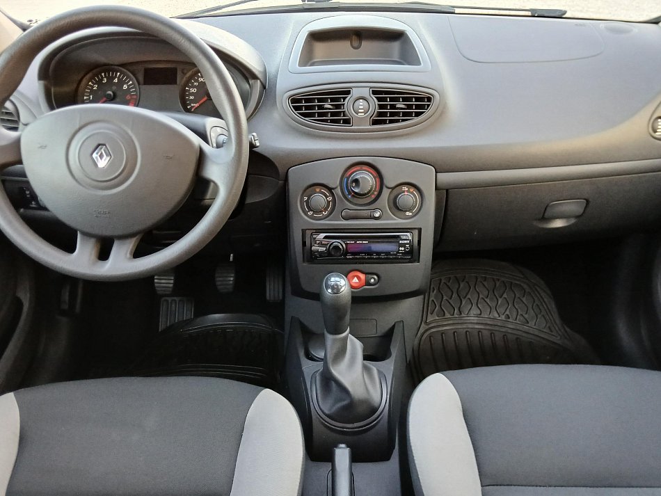 Renault Clio 1.2i 