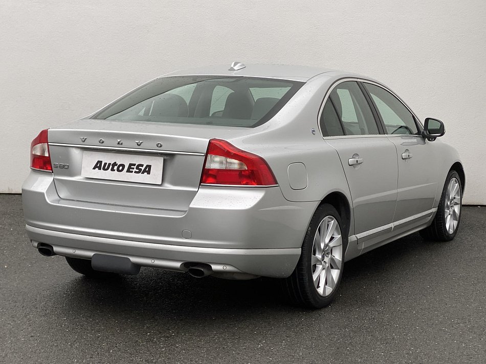 Volvo S80 2.4 D5 Executive