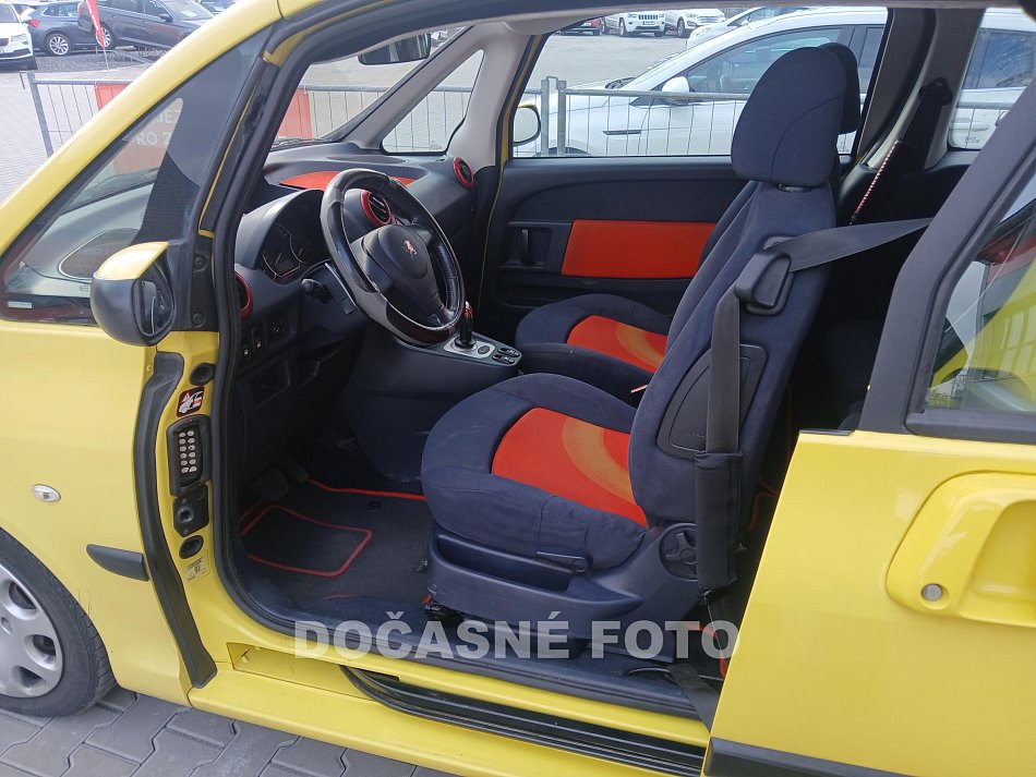 Peugeot 1007 1.4i 