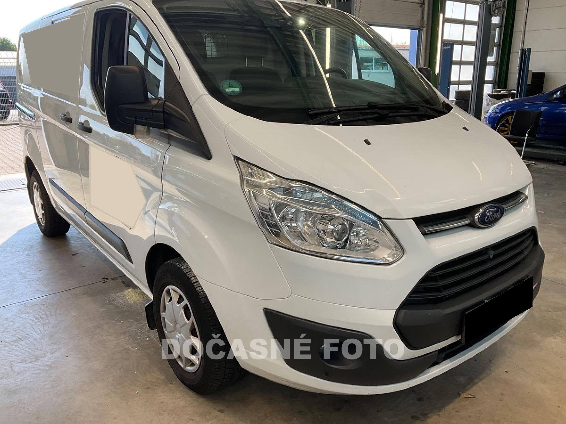 Ford Transit Custom, 2016 - pohled č. 1