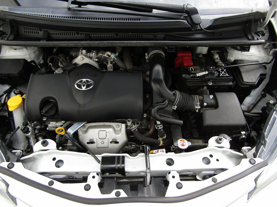 Toyota Yaris 1.5 VVT-i 