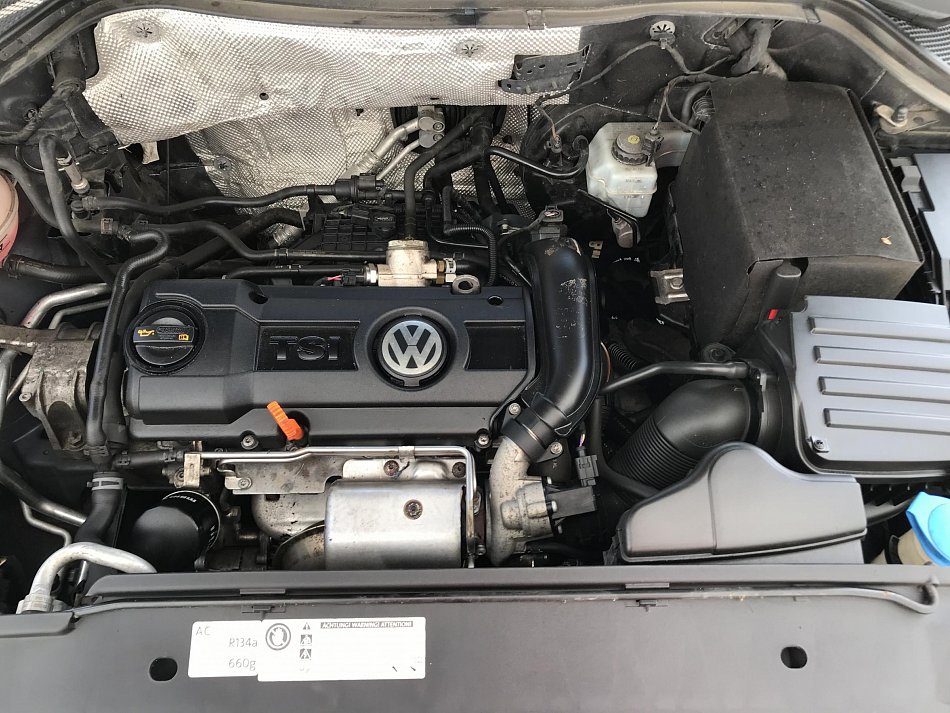 Volkswagen Tiguan 1.4TSi 