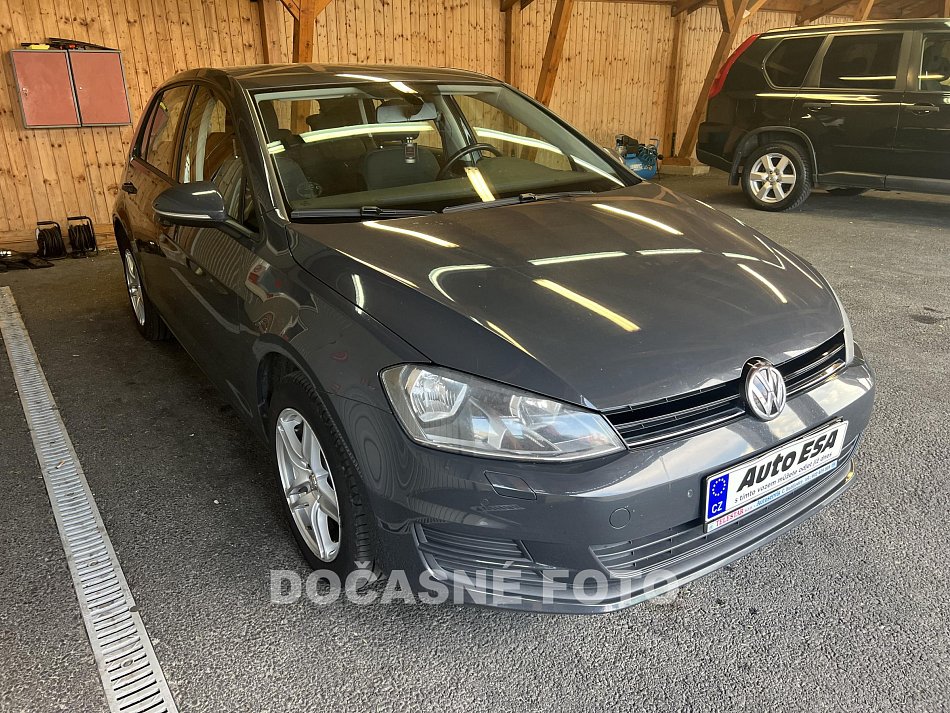 Volkswagen Golf 2.0 TDi 