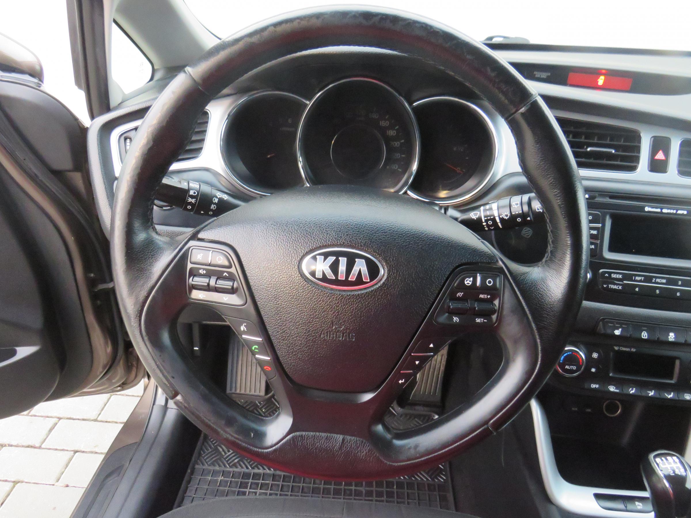 Kia Cee´d, 2012 - pohled č. 13