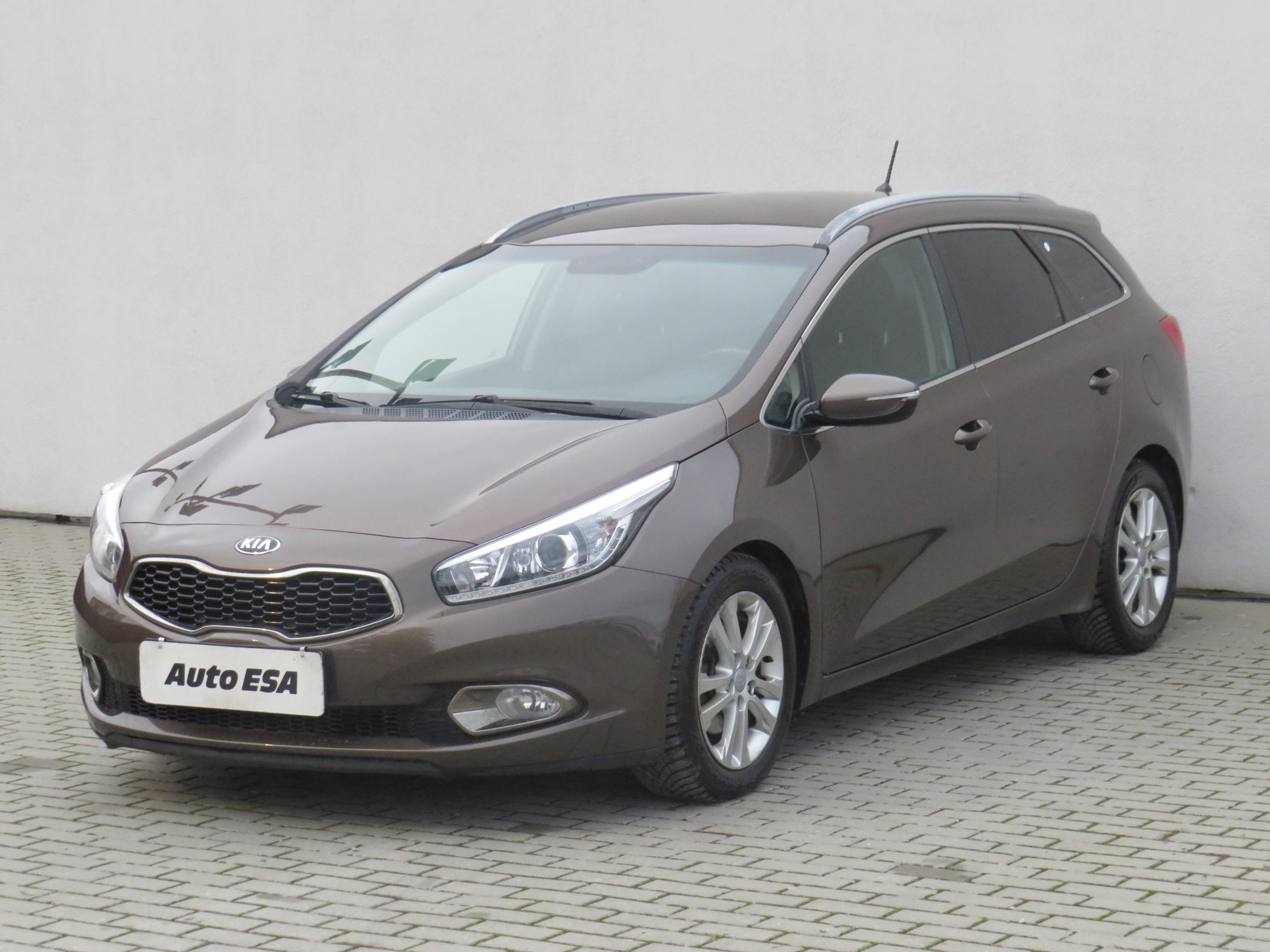 Kia Cee´d, 2012 - pohled č. 3