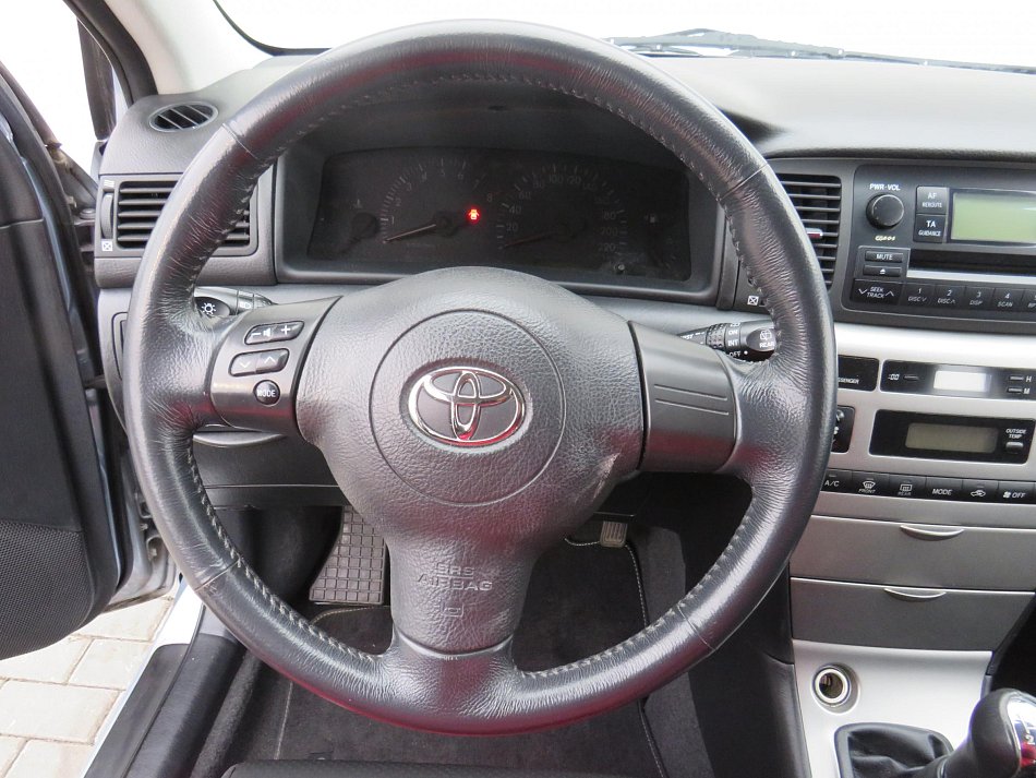 Toyota Corolla 1.6 i 