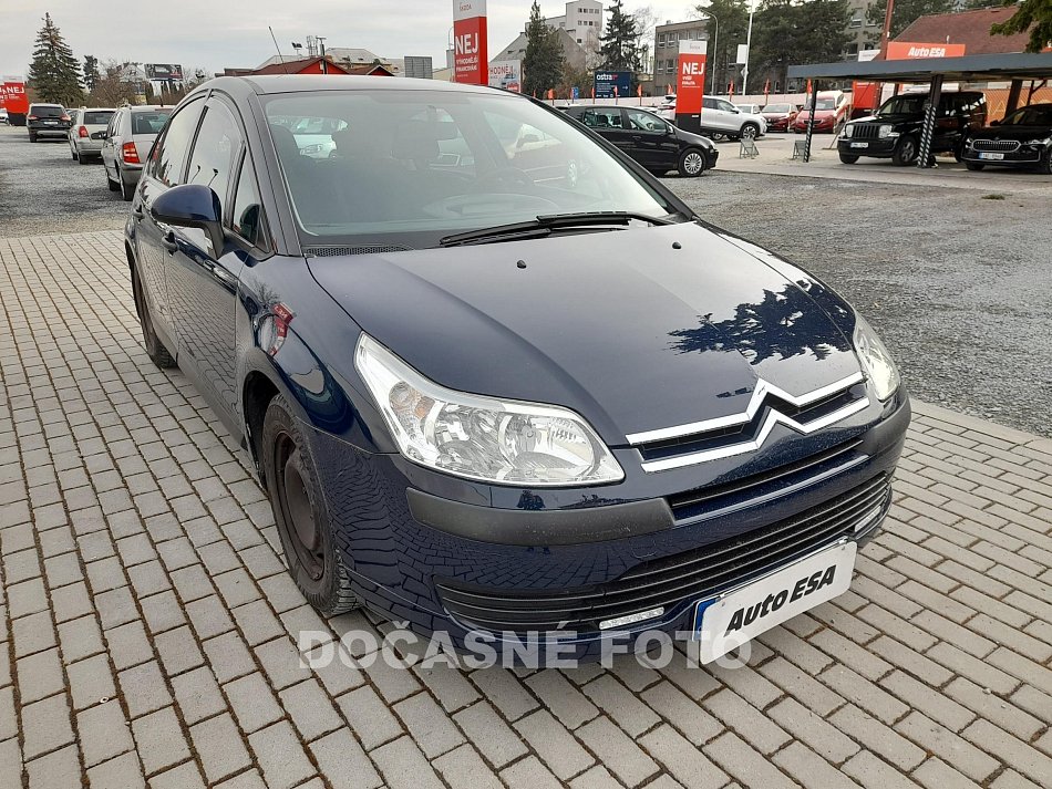 Citroën C4 1.4i 