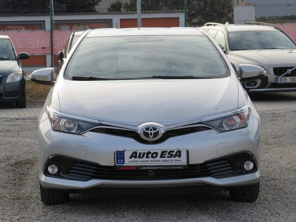 Toyota Auris 1.2 T 