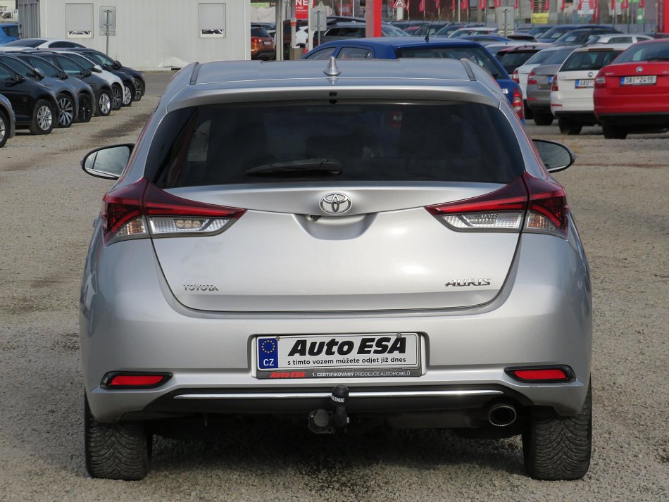 Toyota Auris 1.2 T 