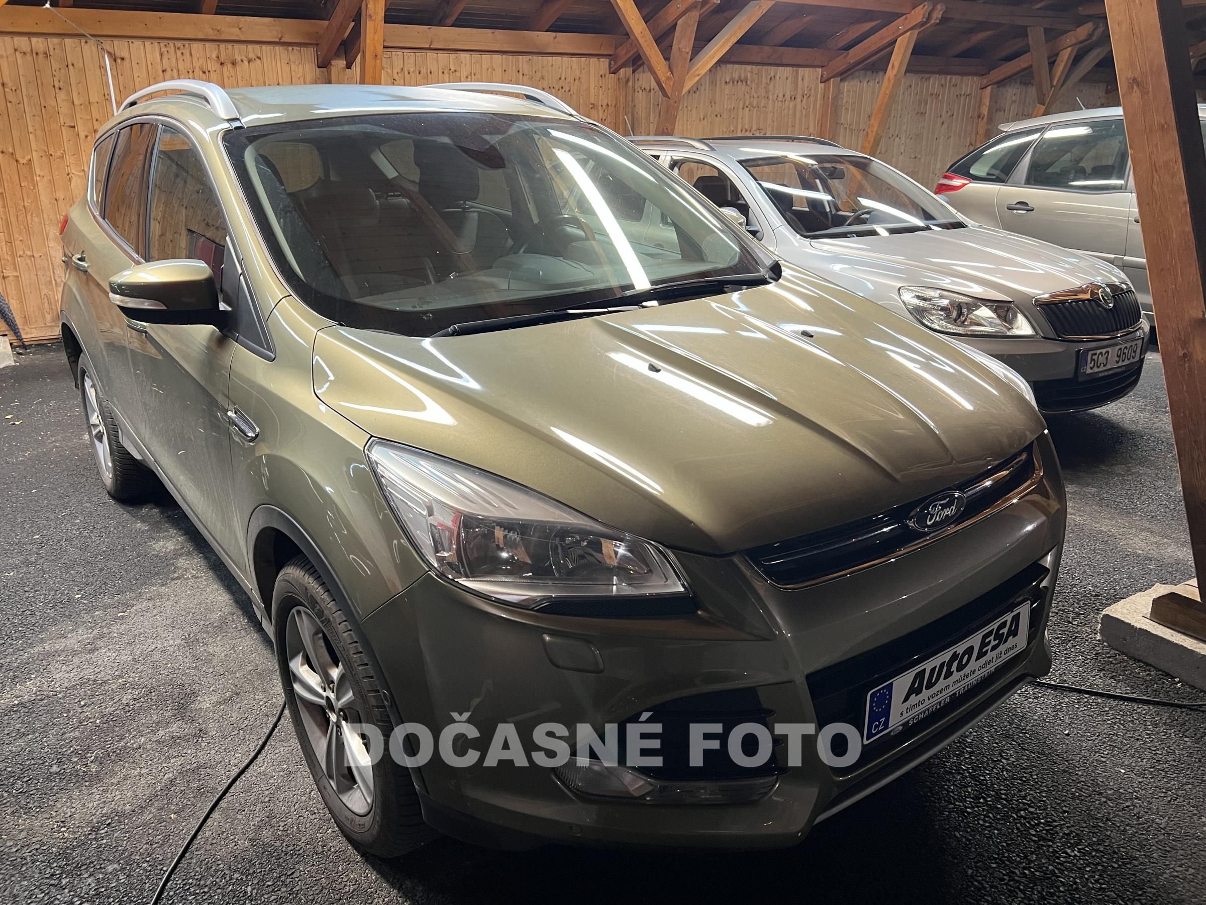 Ford Kuga, 2014 - celkový pohled