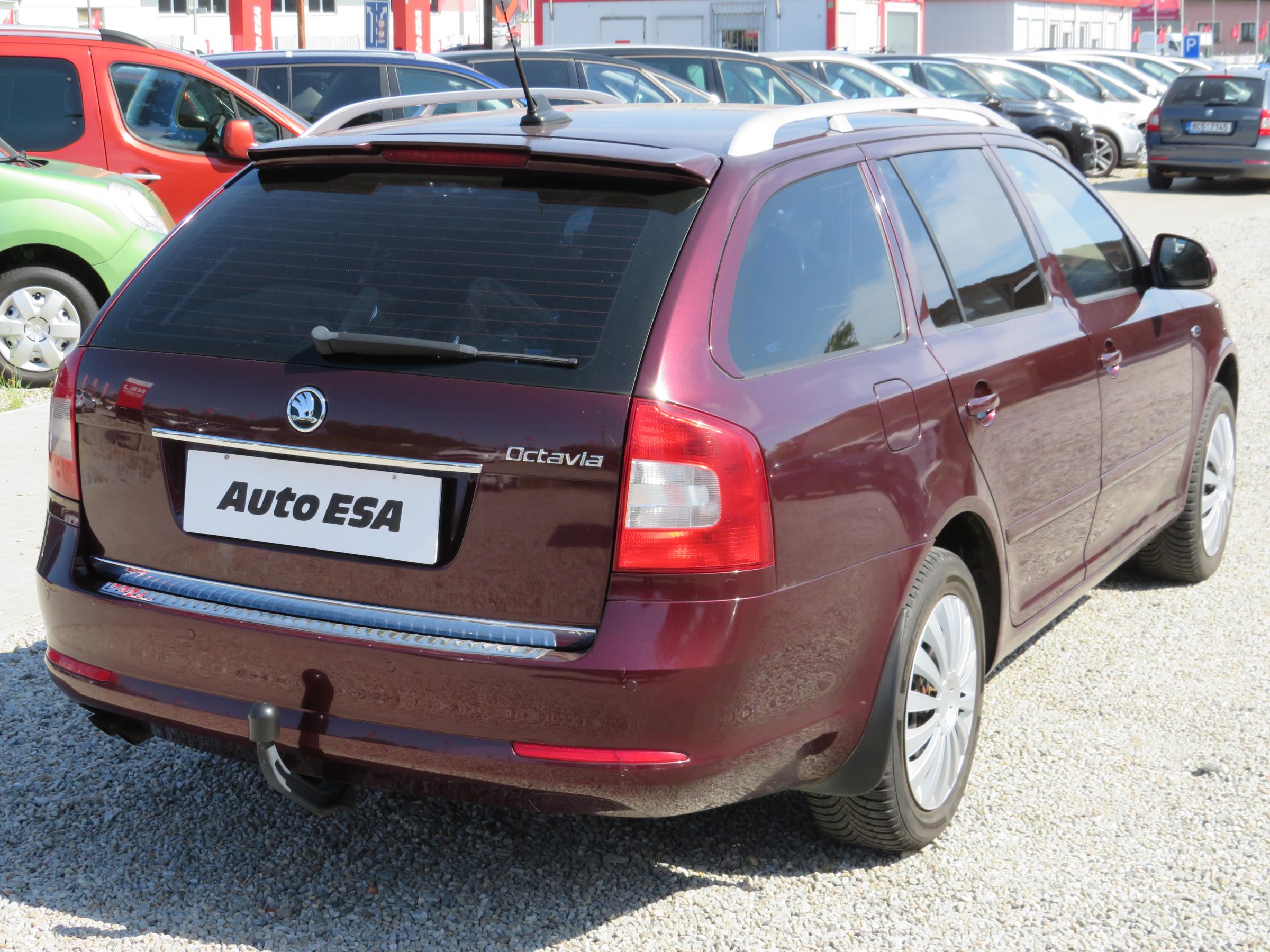 Škoda Octavia II, 2010 - pohled č. 4