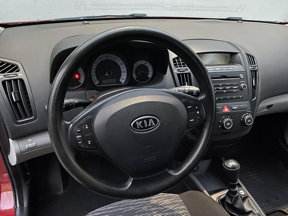 Kia Ceed 1.4 CVVT 