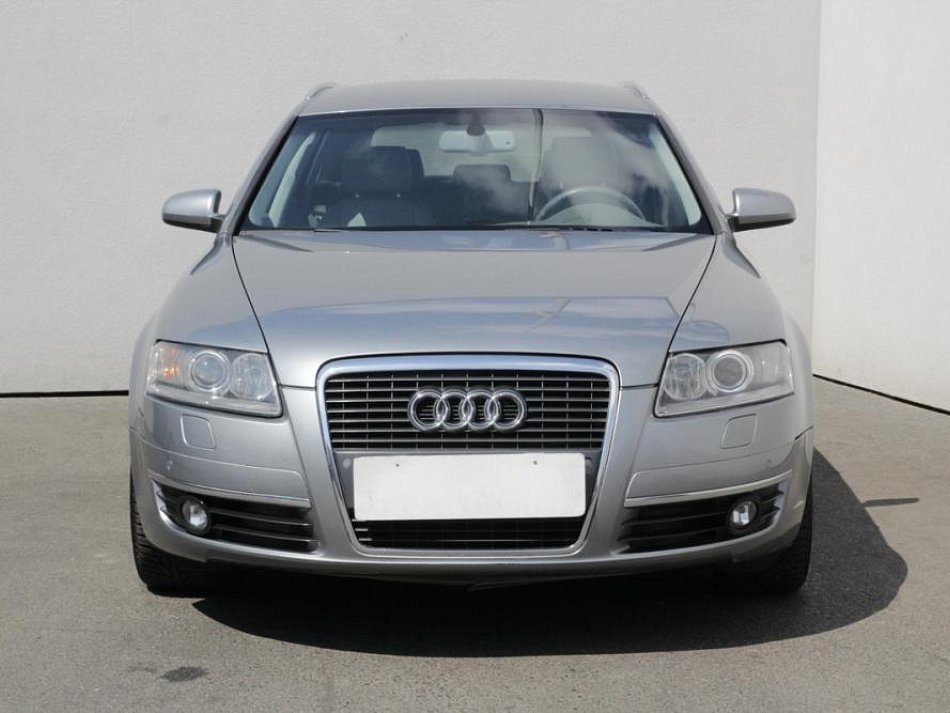 Audi A6 3.2 