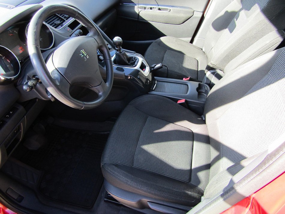 Peugeot 5008 2.0HDi 