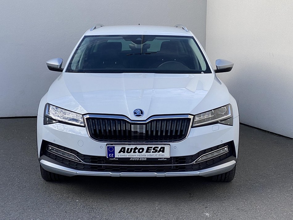 Škoda Superb III 2.0 TDi Scout 4x4