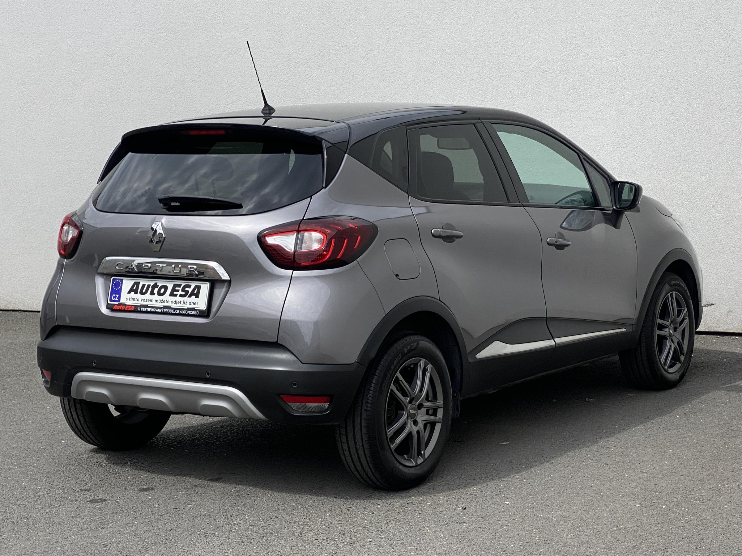 Renault Captur, 2018 - pohled č. 4