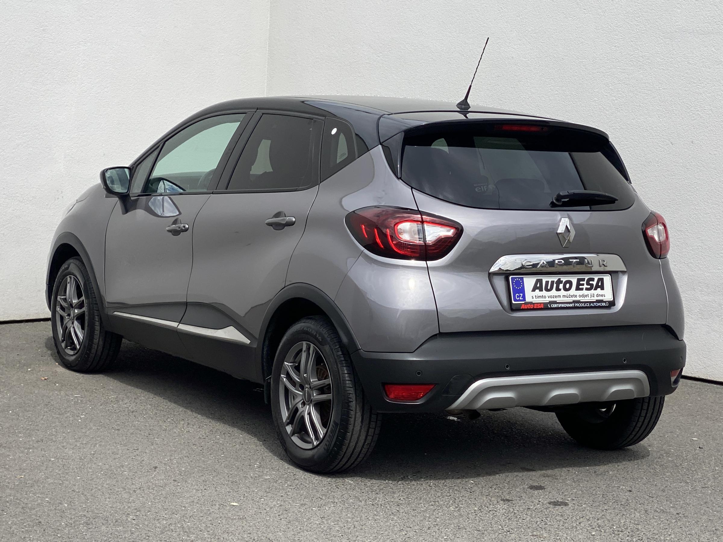 Renault Captur, 2018 - pohled č. 6