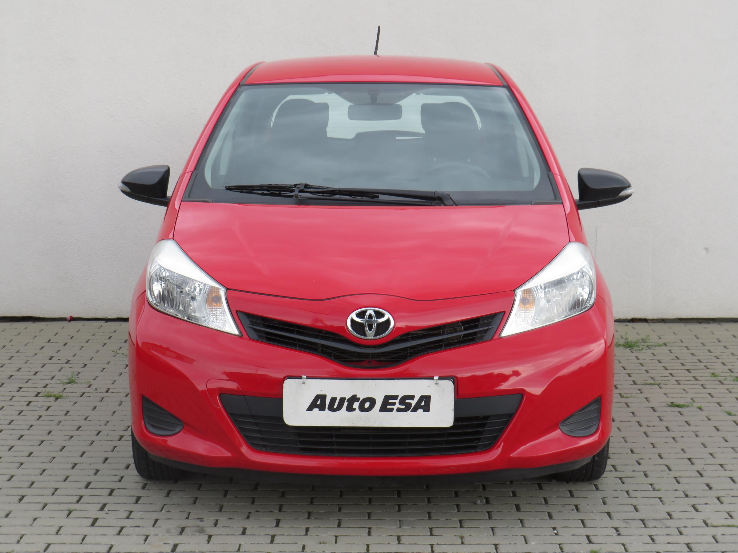 Toyota Yaris, 2013 - pohled č. 2