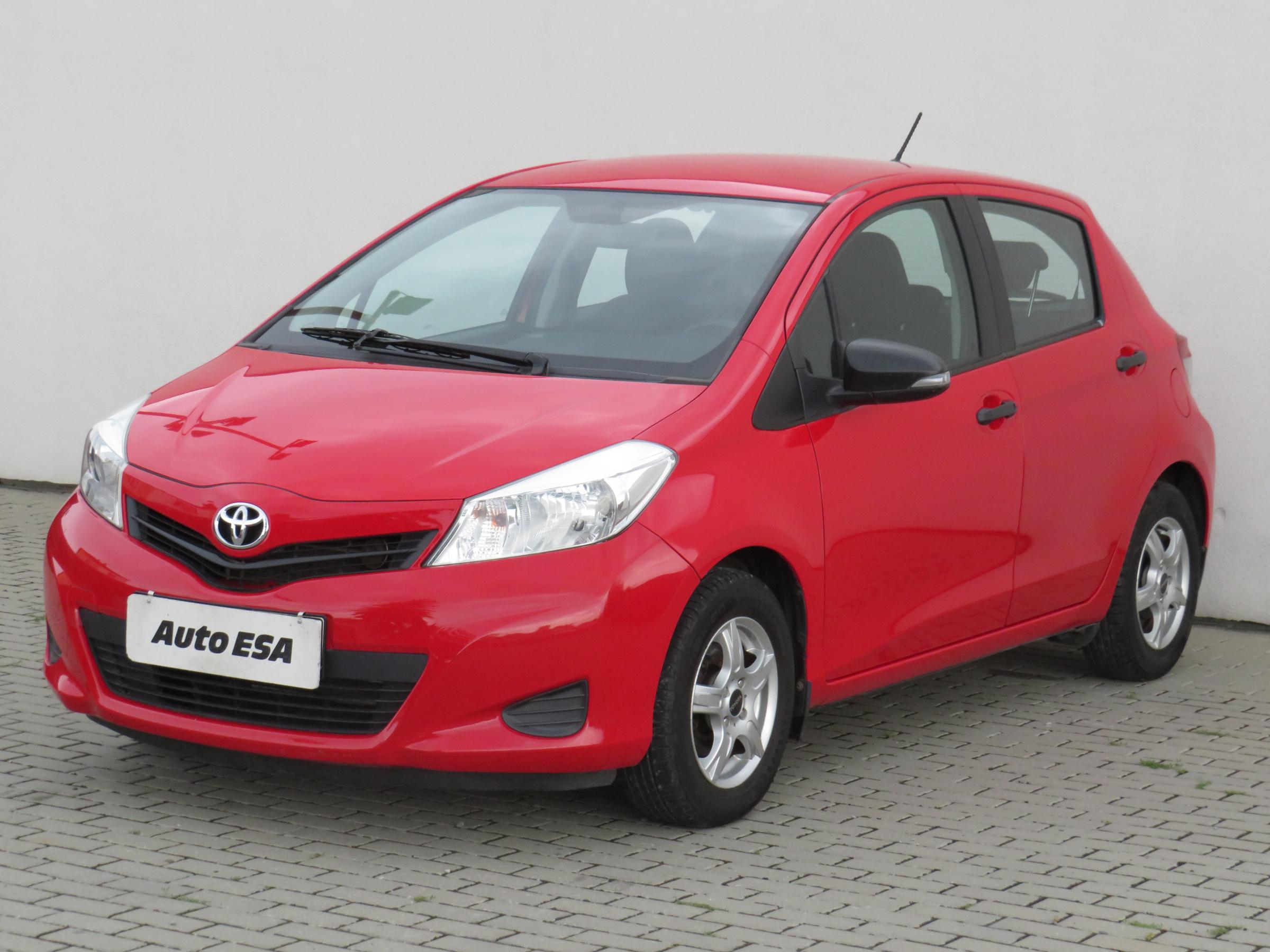 Toyota Yaris, 2013 - pohled č. 3