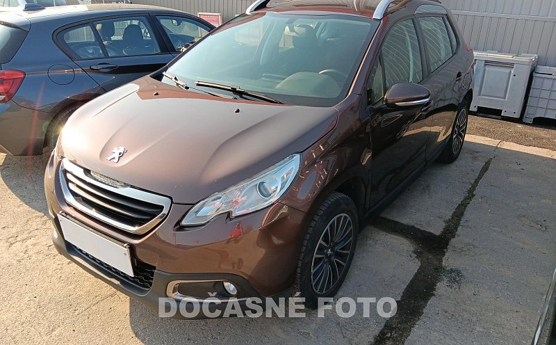 Peugeot 2008 1.2 PT 