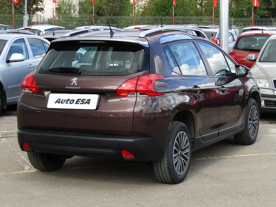 Peugeot 2008 1.2 PT 