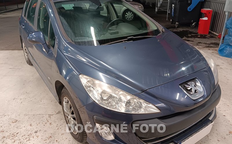 Peugeot 308 1.4 i 