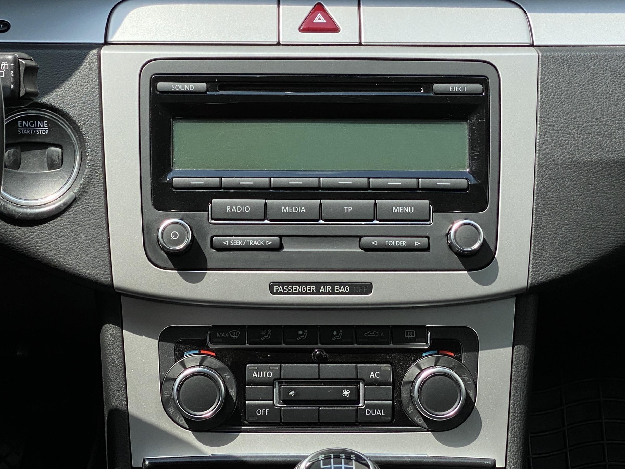 Volkswagen Passat, 2010 - pohled č. 12