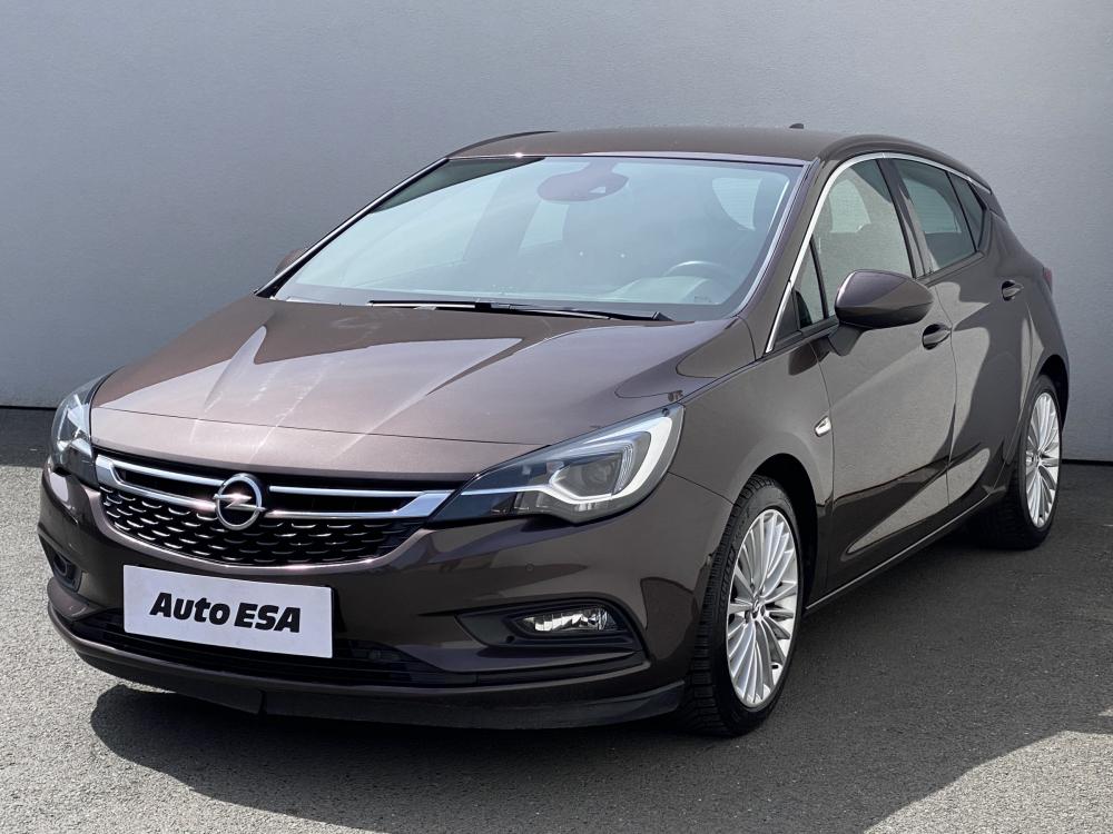 Opel Astra, 2016 - pohled č. 3