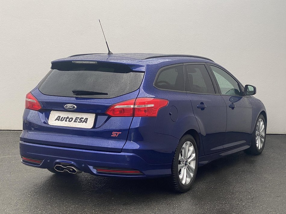 Ford Focus 2.0T ST