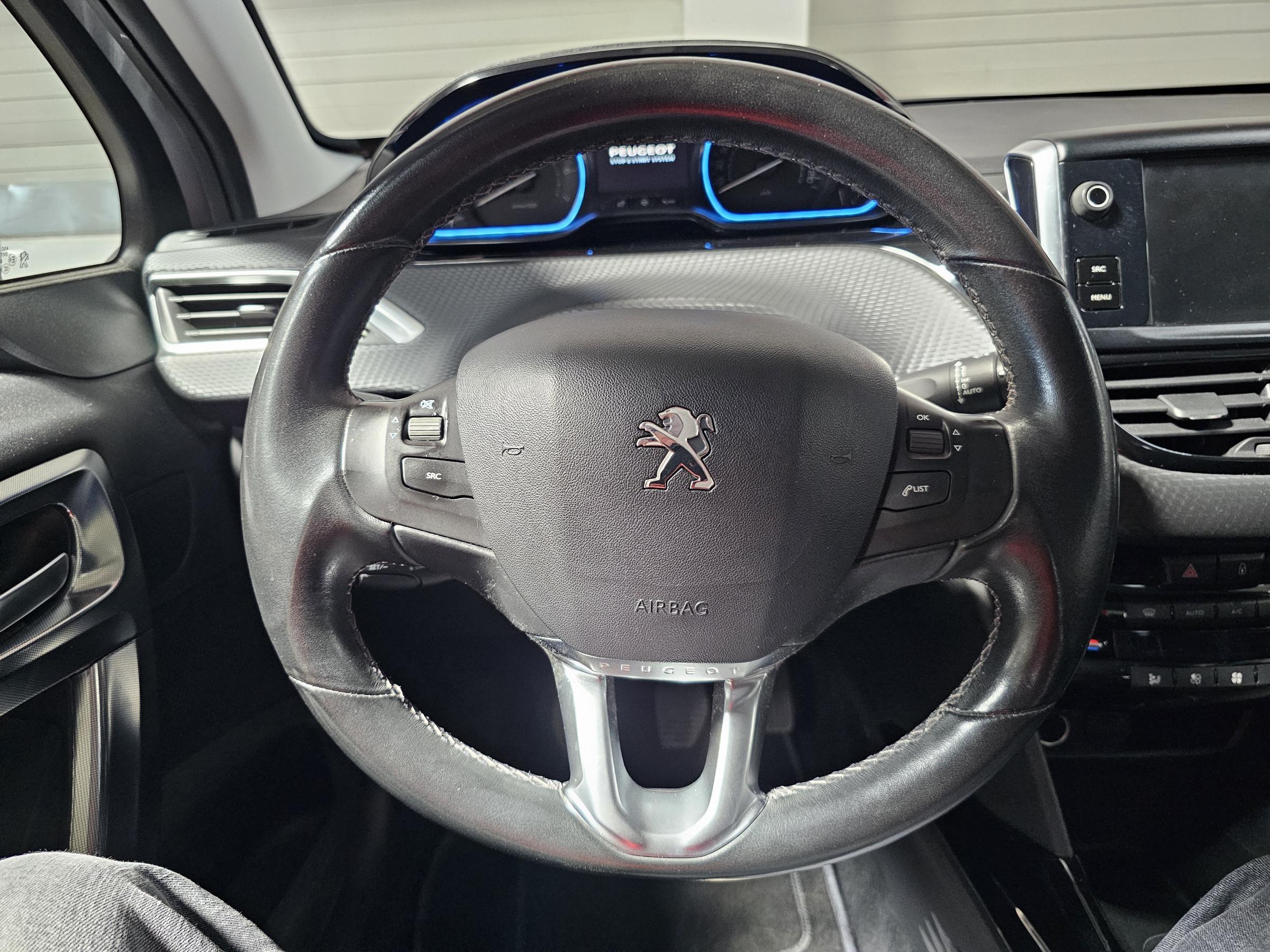 Peugeot 2008, 2016 - pohled č. 16