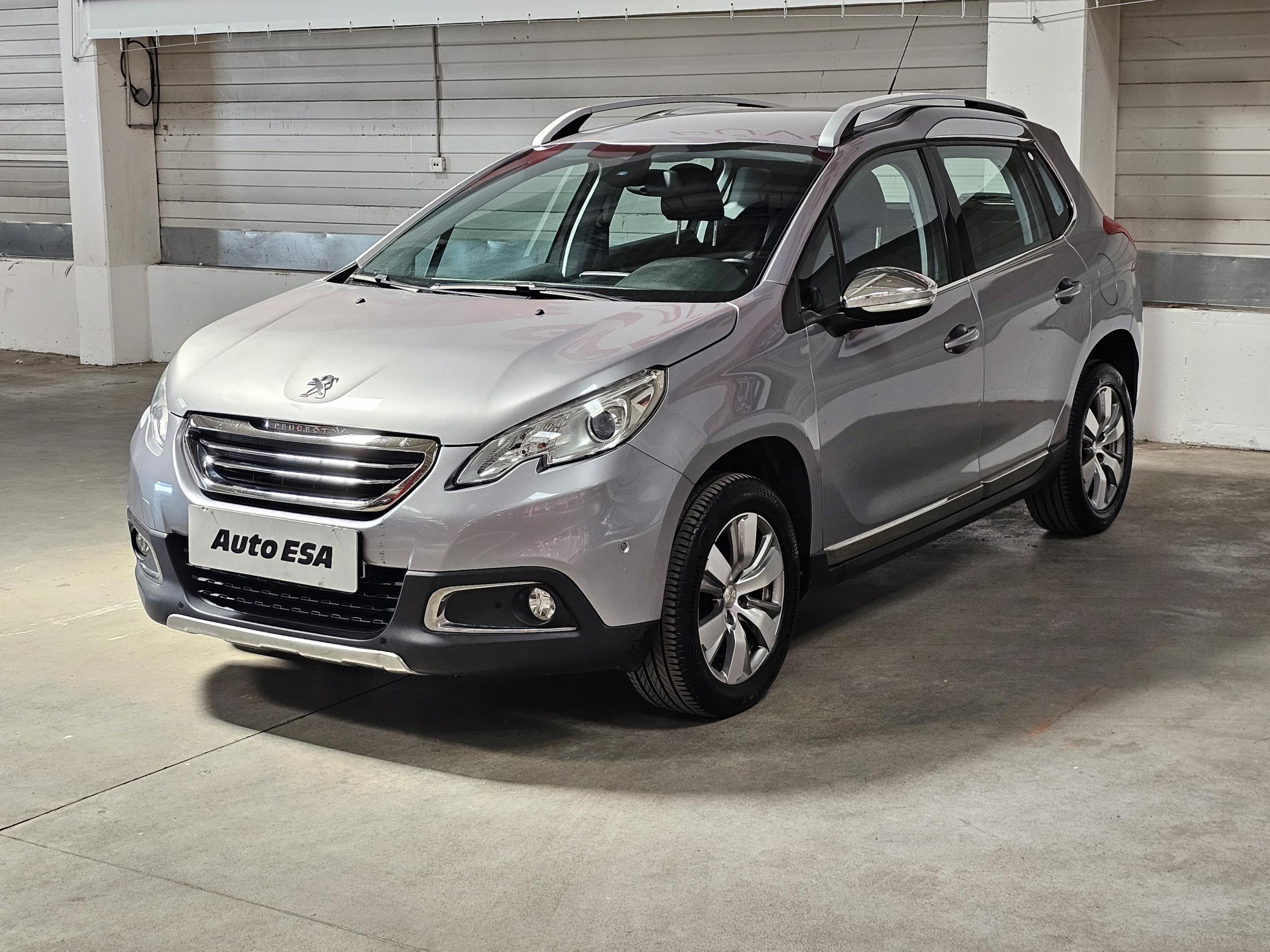 Peugeot 2008, 2016 - pohled č. 3