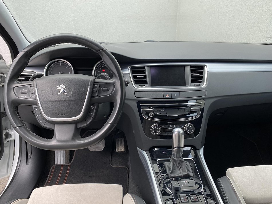 Peugeot 508 2.0 HDi Allure RXH