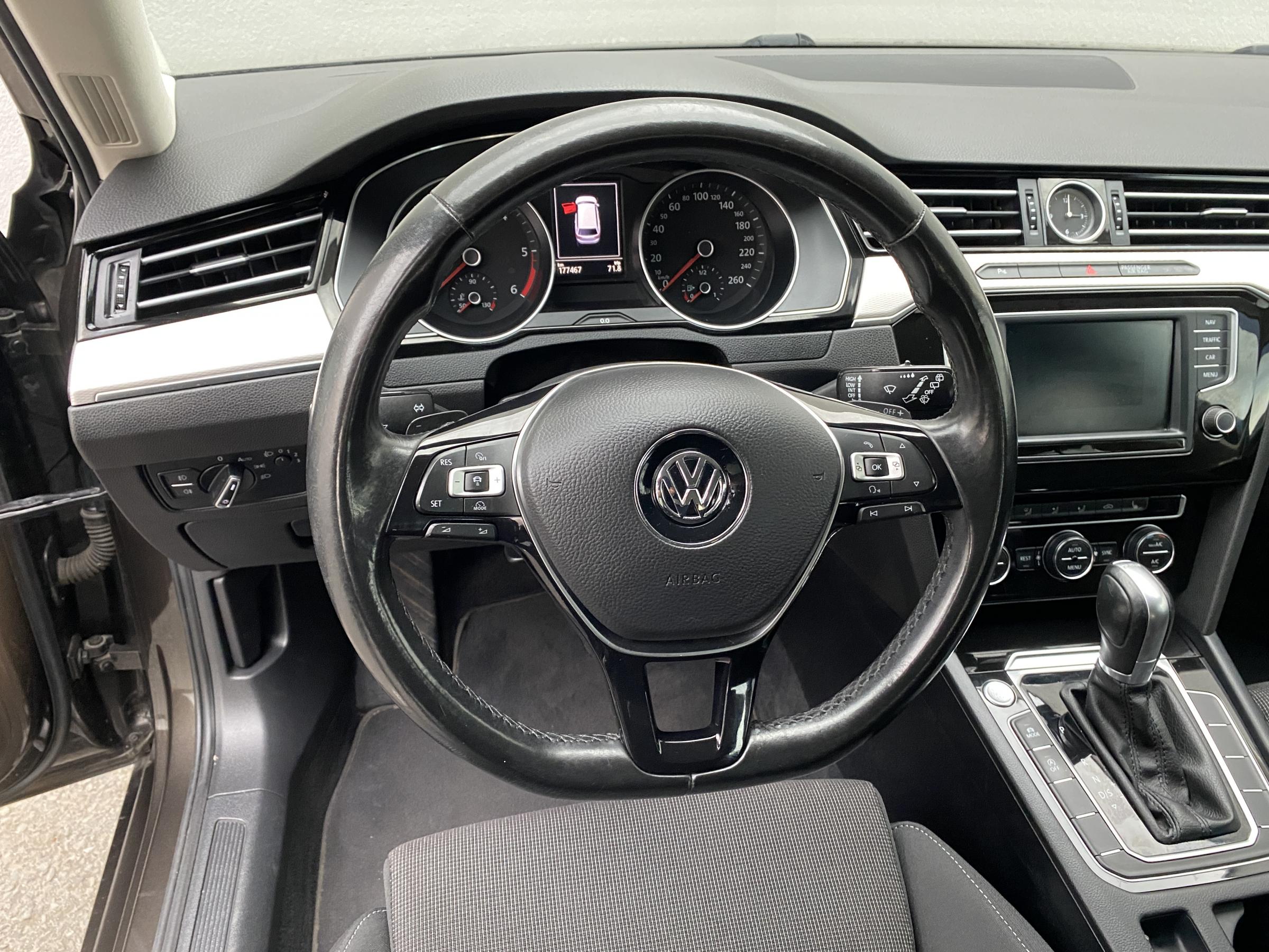 Volkswagen Passat, 2015 - pohled č. 14