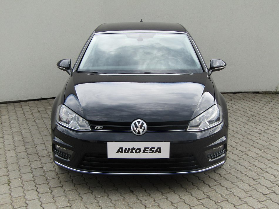 Volkswagen Golf 1.2TSI 