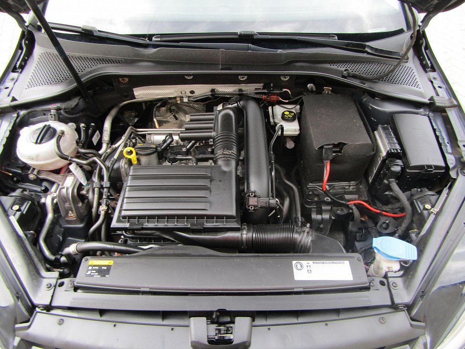 Volkswagen Golf 1.2TSI 