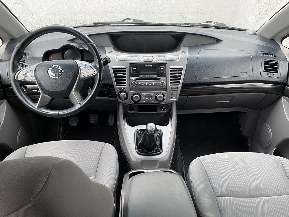 SsangYong Rodius 2.2 TD  7míst