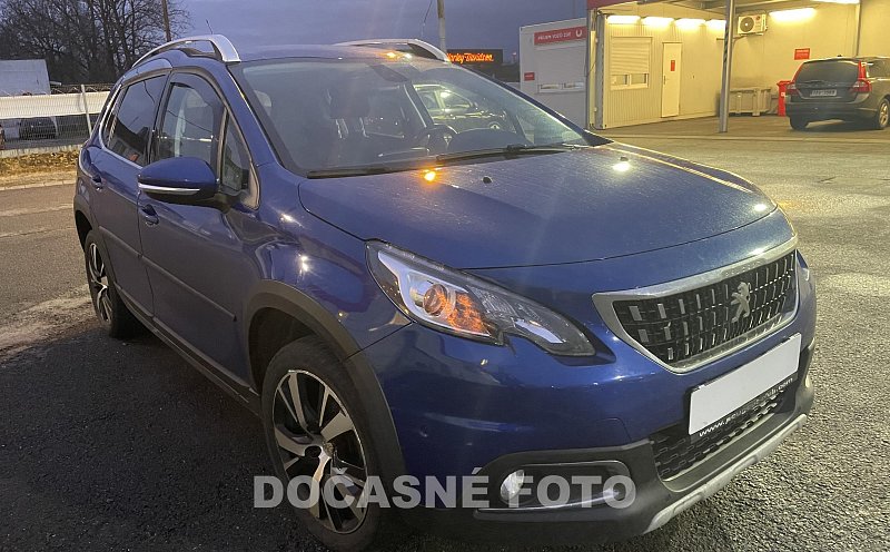 Peugeot 2008 1.2 PT 