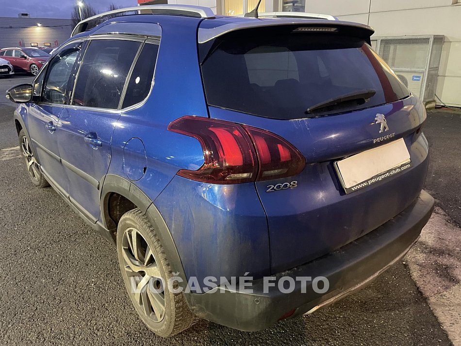 Peugeot 2008 1.2 PT 