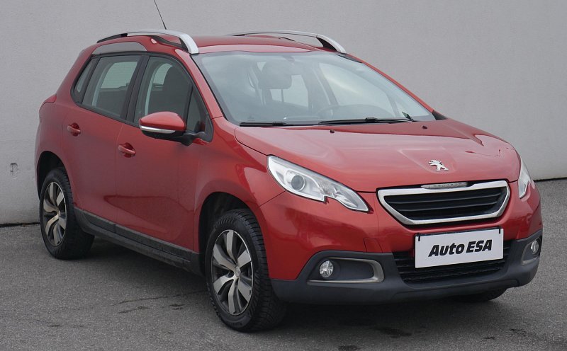 Peugeot 2008 1.2 PT 