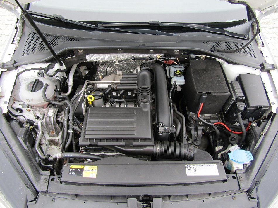 Volkswagen Golf 1.4 TSI 