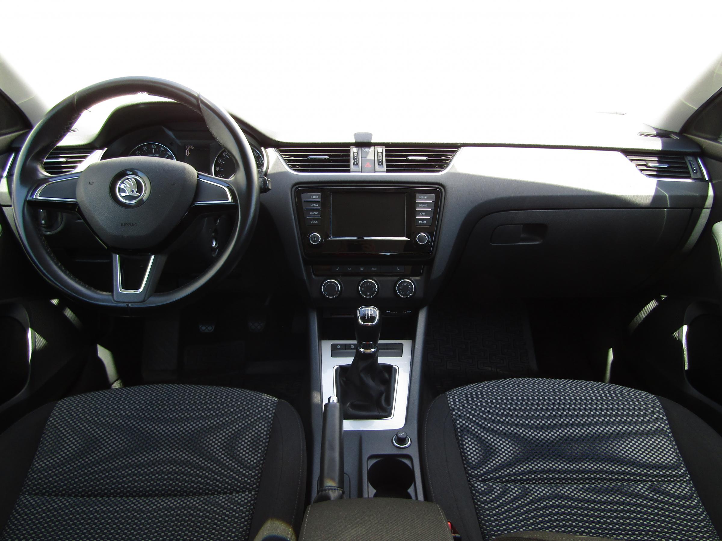 Škoda Octavia III, 2016 - pohled č. 9