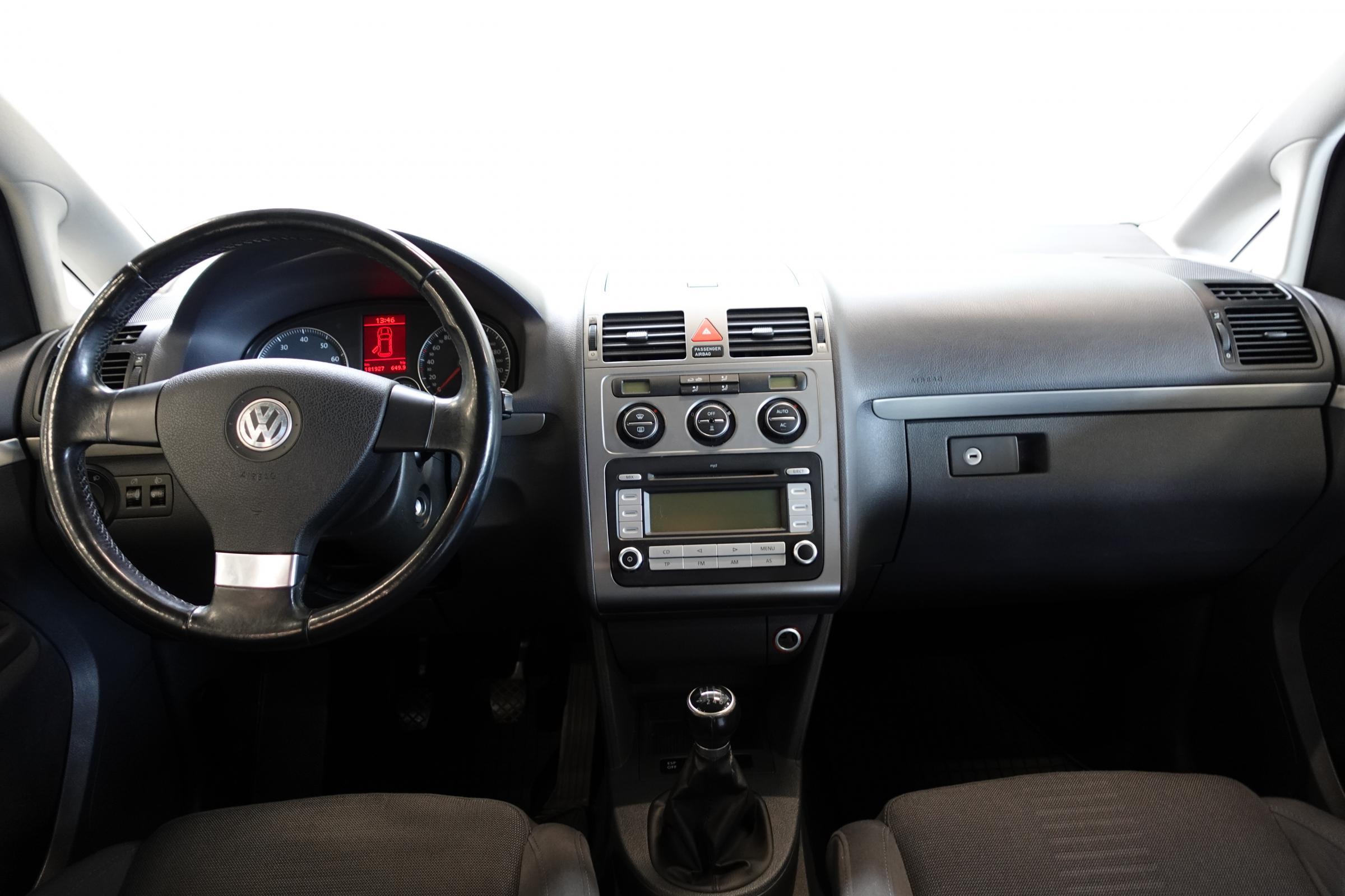 Volkswagen Touran, 2007 - pohled č. 10