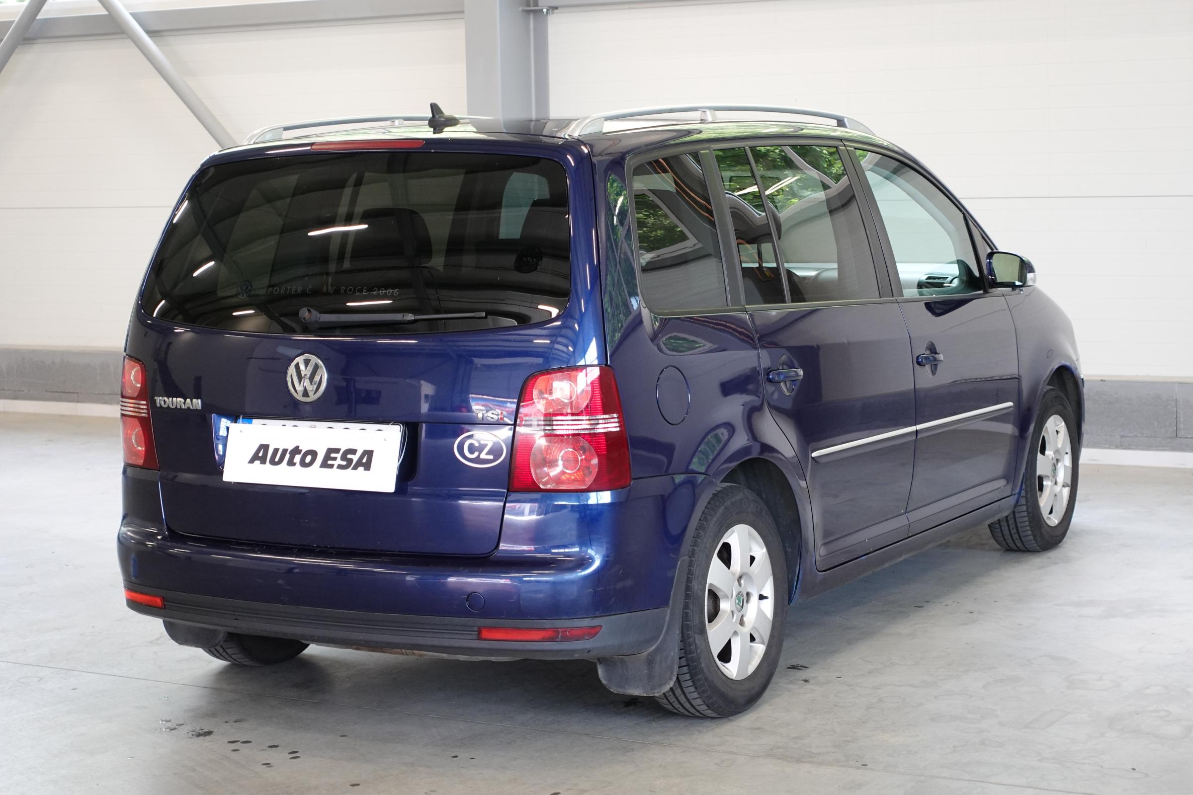 Volkswagen Touran, 2007 - pohled č. 4