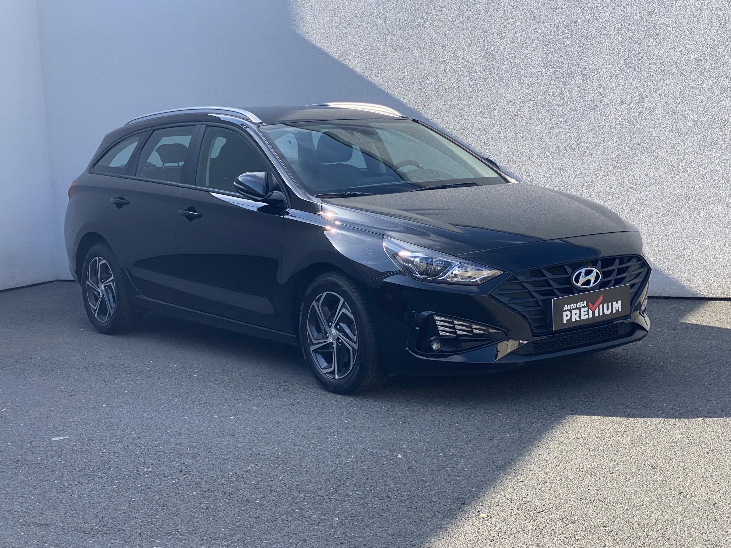 Hyundai i30, 2022 - pohled č. 1