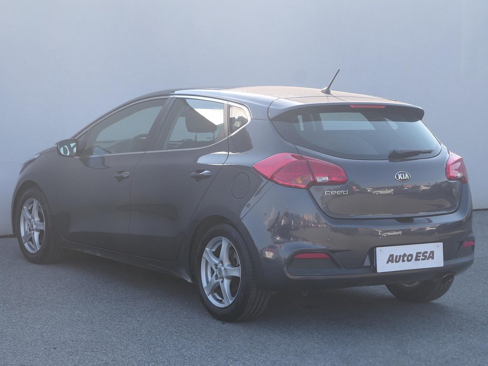 Kia Ceed 1.6 GDi Exclusive