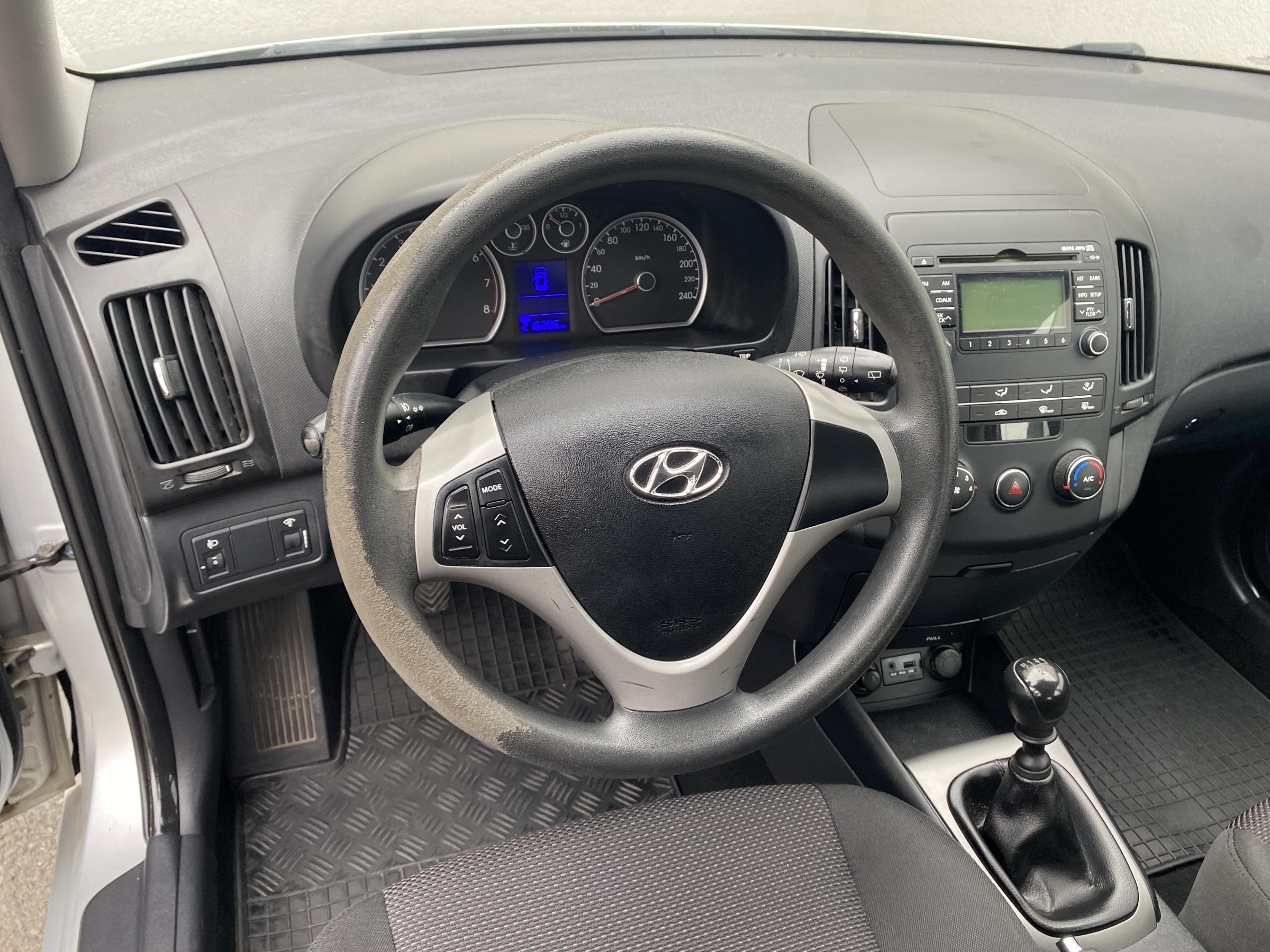 Hyundai i30, 2010 - pohled č. 14