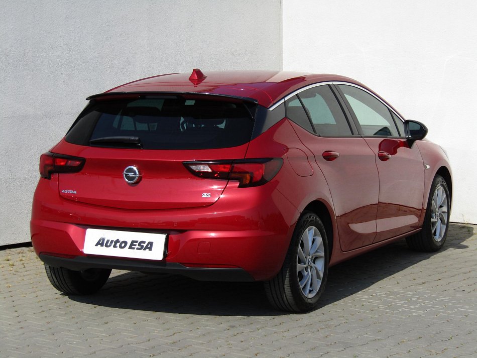 Opel Astra 1.2 T 